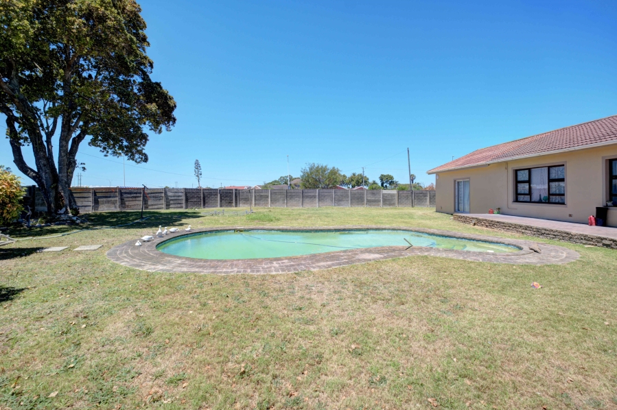 3 Bedroom Property for Sale in Rowallan Park Eastern Cape
